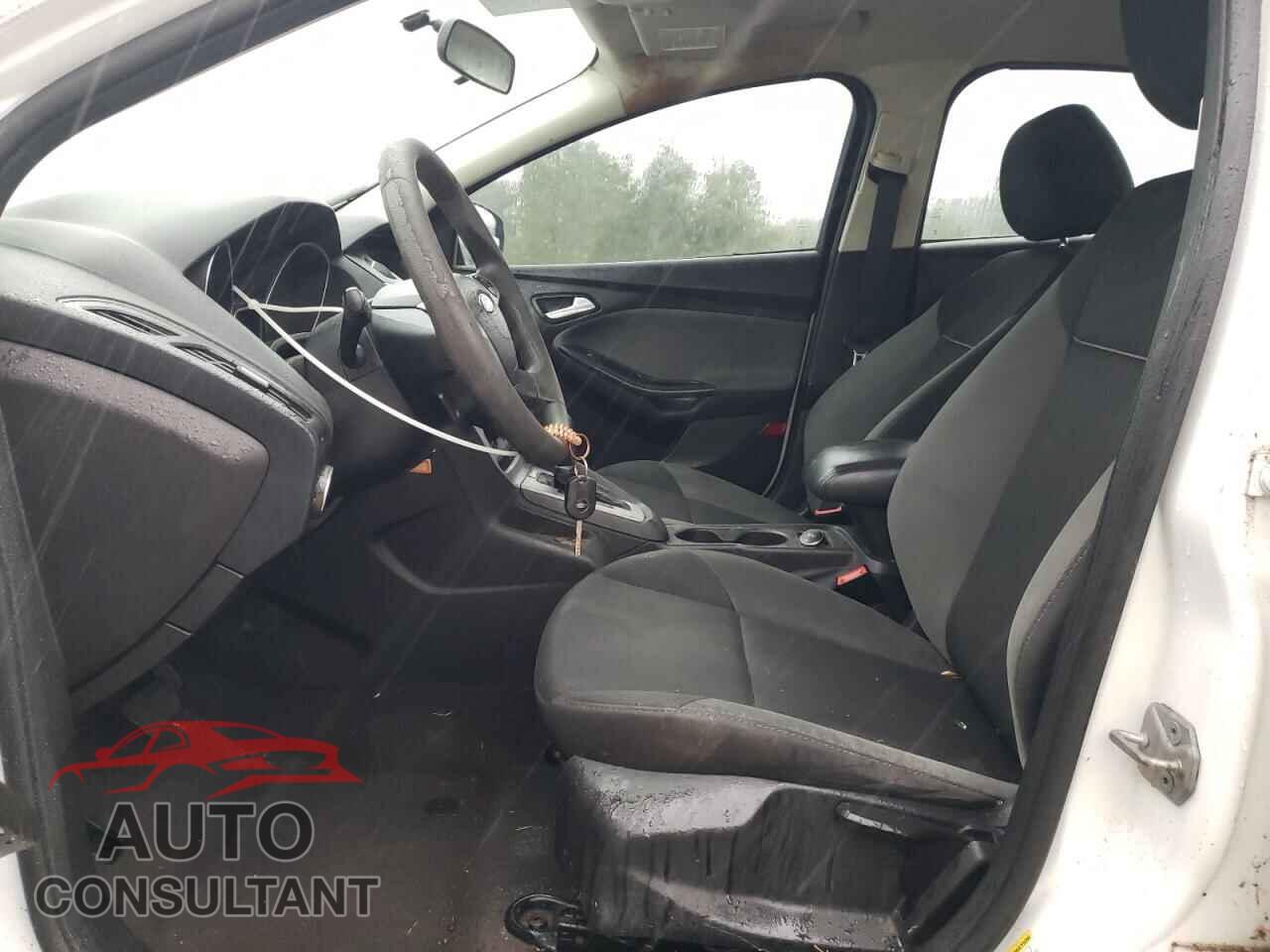 FORD FOCUS 2014 - 1FADP3F22EL142627