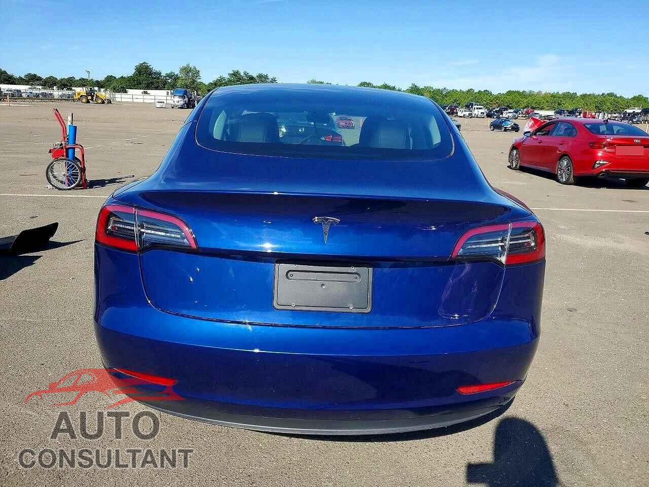 TESLA MODEL 3 2023 - 5YJ3E1EA0PF467212