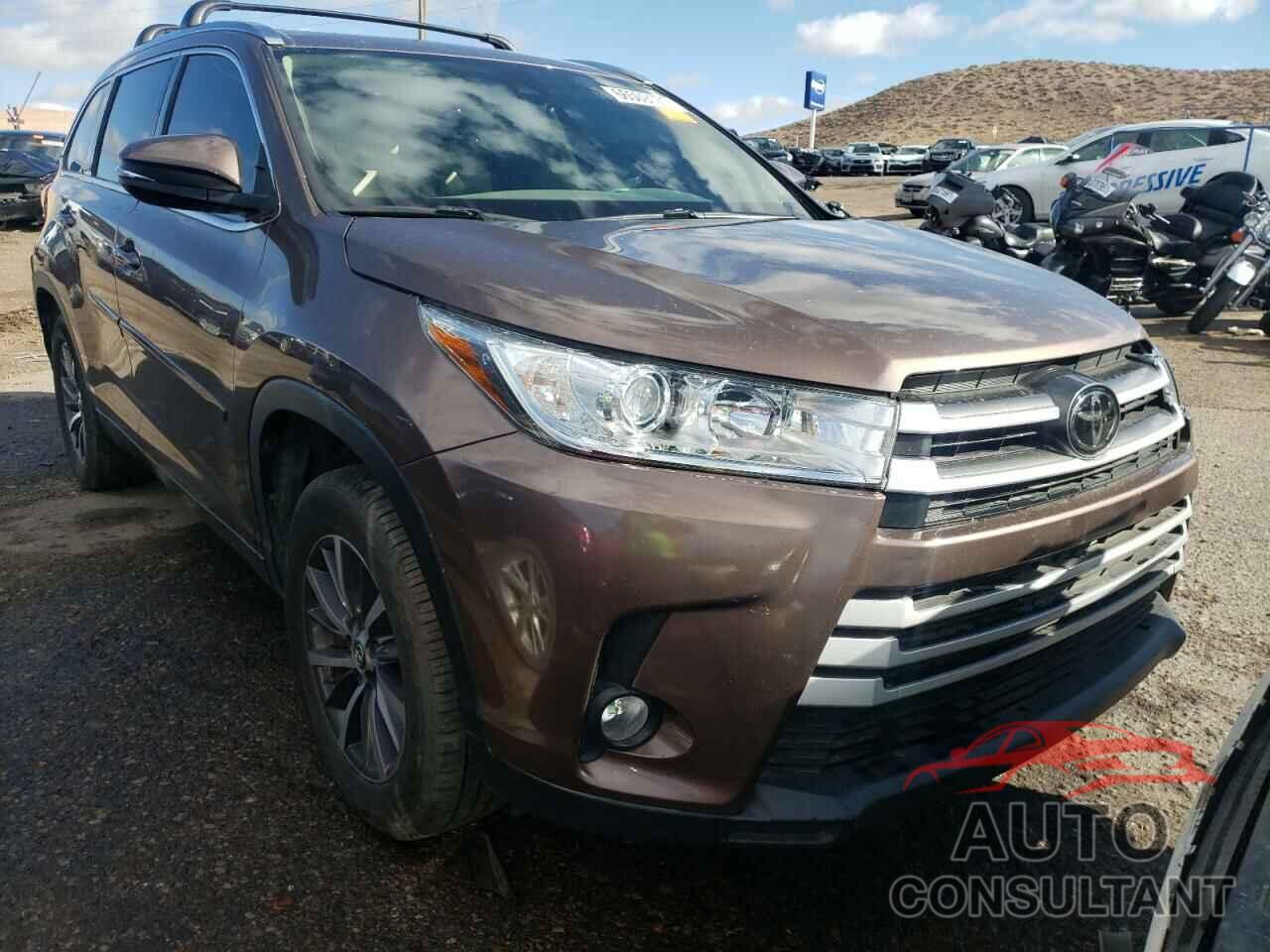 TOYOTA HIGHLANDER 2017 - 5TDKZRFH1HS208042