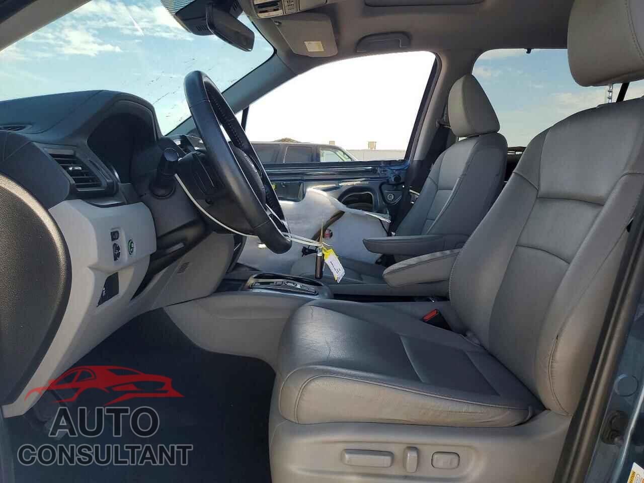 HONDA PILOT 2021 - 5FNYF5H23MB032243