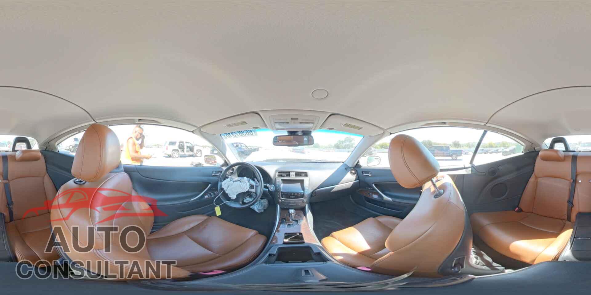 LEXUS IS 2013 - JTHFF2C29D2528761