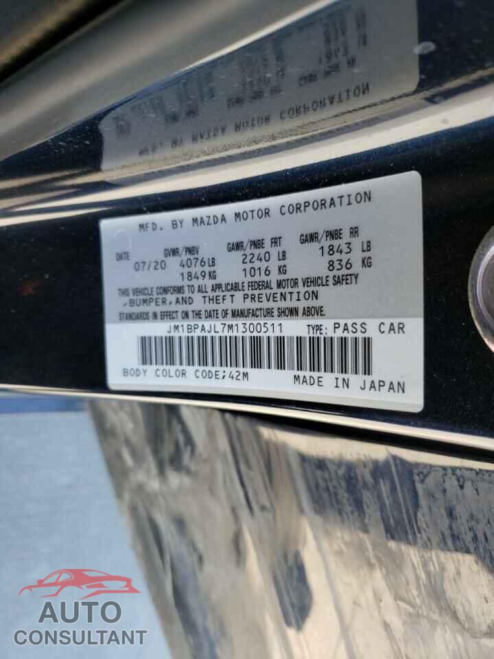 MAZDA 3 2021 - JM1BPAJL7M1300511