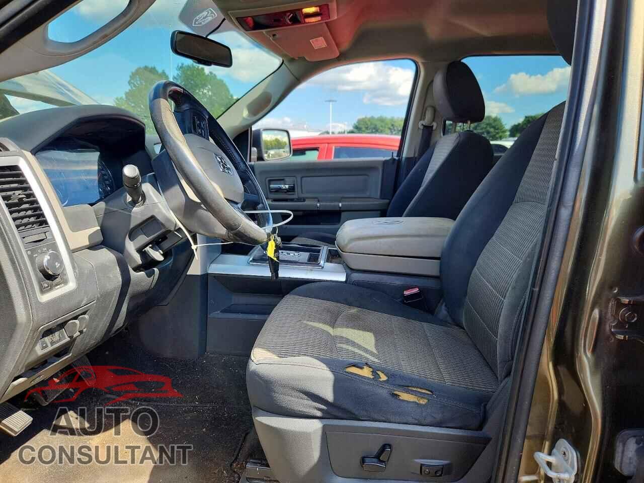 DODGE RAM 1500 2012 - 1C6RD7LT2CS114026