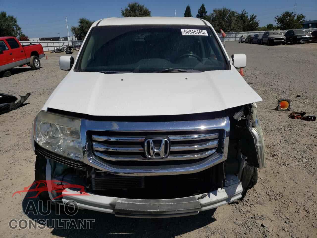 HONDA PILOT 2013 - 5FNYF4H43DB077114