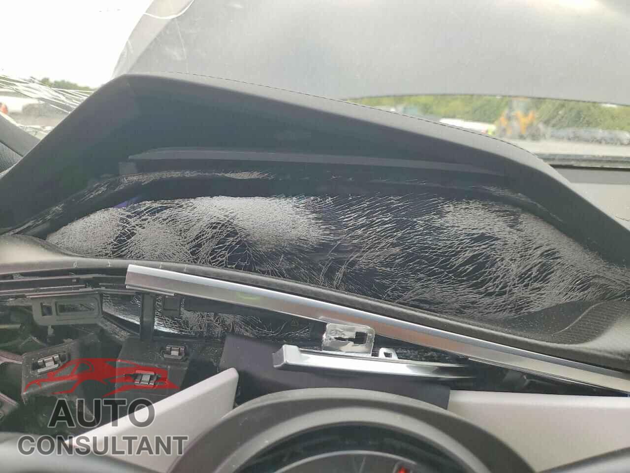 TESLA MODEL S 2022 - 5YJSA1E69NF477365