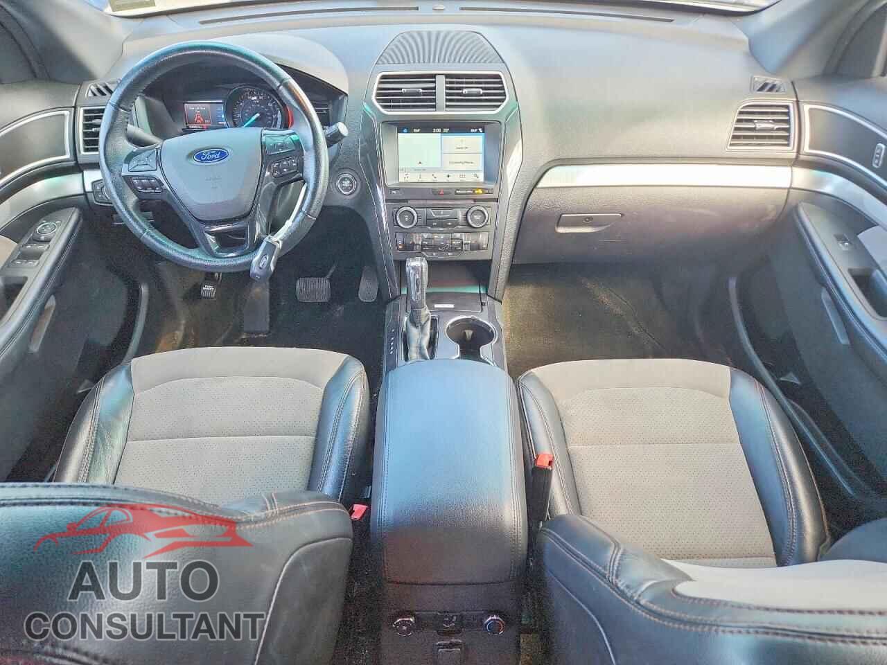 FORD EXPLORER 2017 - 1FM5K8D83HGA90273