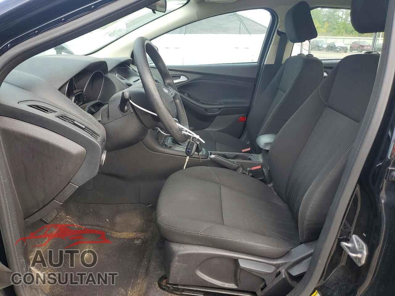 FORD FOCUS 2016 - 1FADP3F23GL233280
