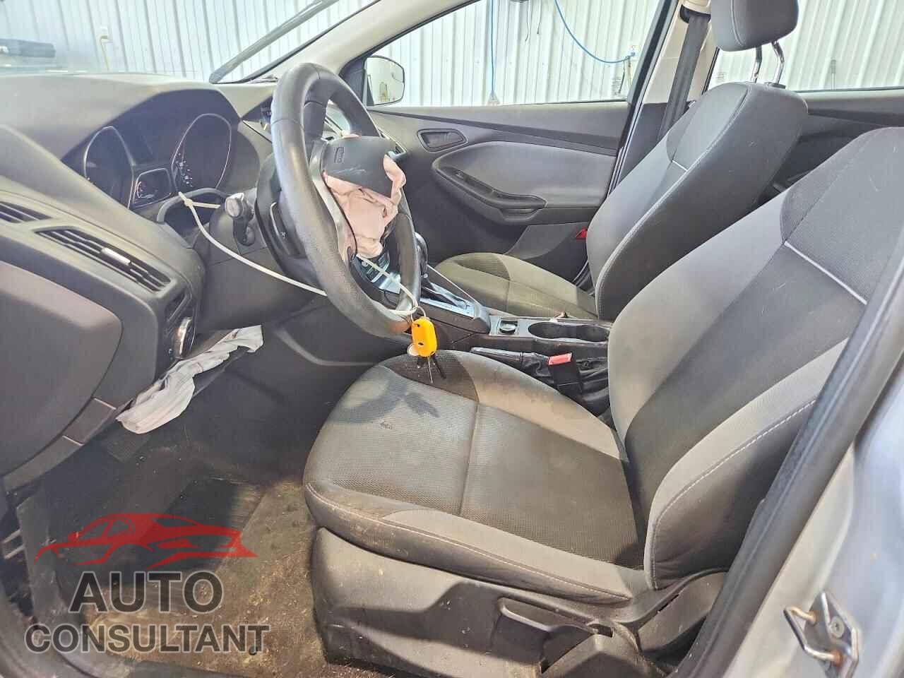 FORD FOCUS 2013 - 1FADP3E26DL162461