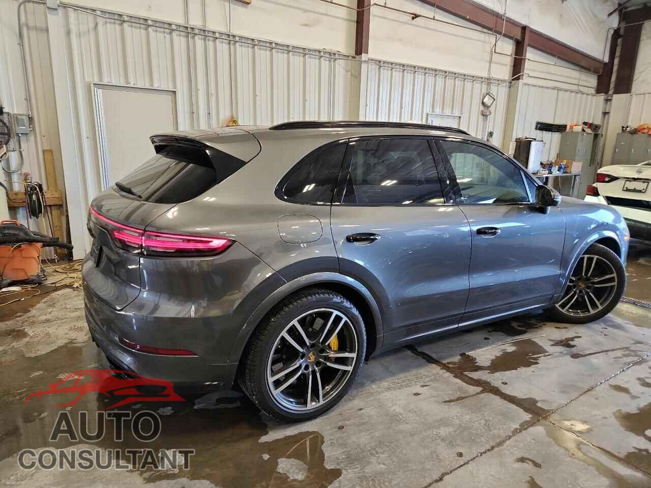 PORSCHE CAYENNE 2019 - WP1AF2AY9KDA81383