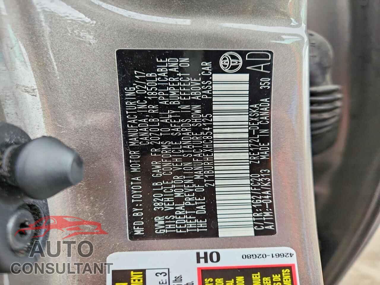TOYOTA COROLLA 2017 - 2T1BURHEXHC854125