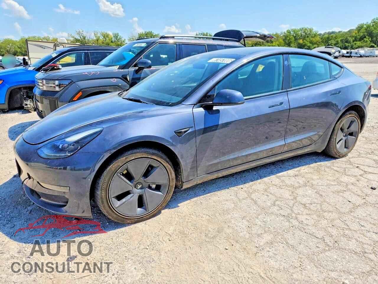 TESLA MODEL 3 2022 - 5YJ3E1EA6NF371811
