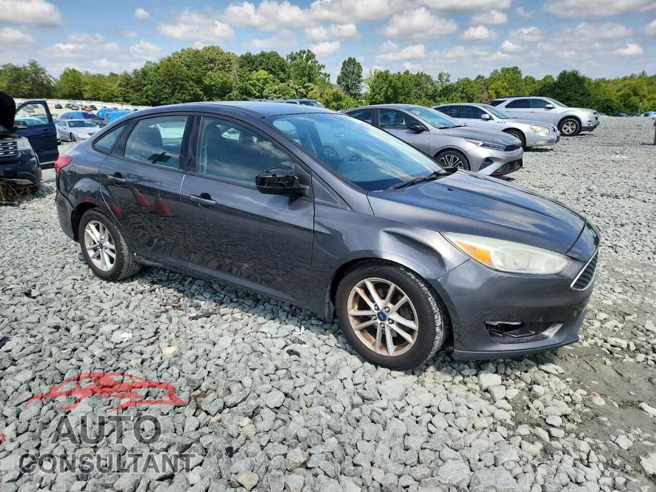 FORD FOCUS 2015 - 1FADP3F23FL262860