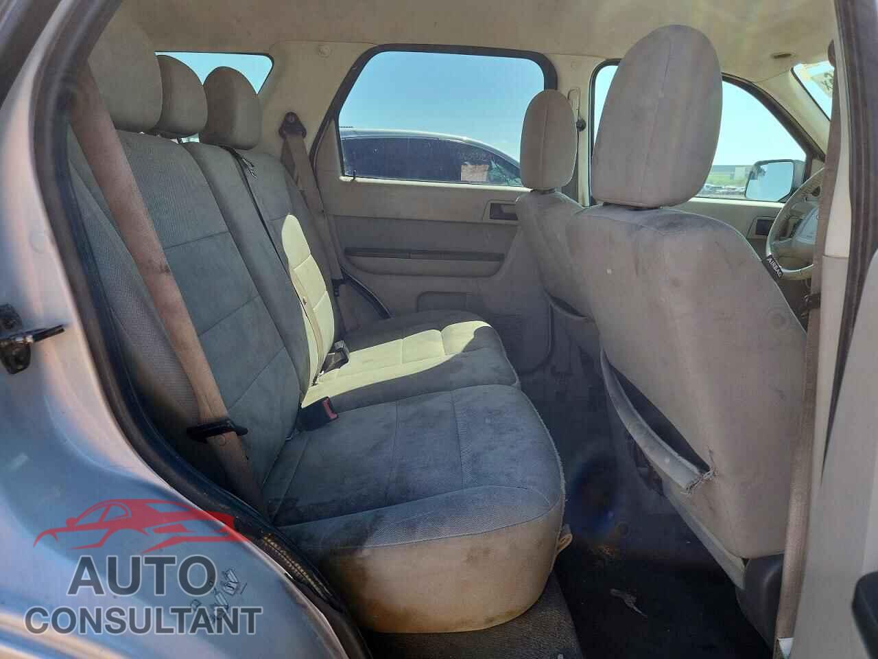 FORD ESCAPE 2010 - 1FMCU0D71AKD21328
