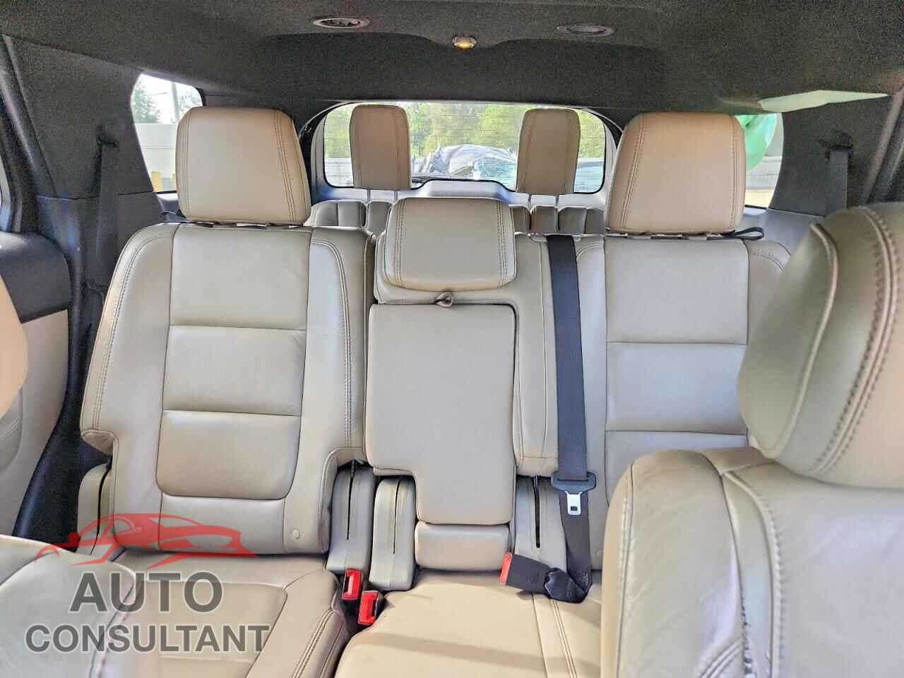 FORD EXPLORER 2015 - 1FM5K7F82FGB74458