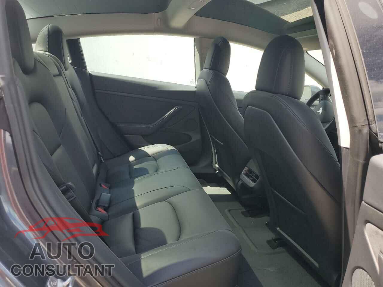 TESLA MODEL 3 2023 - 5YJ3E1EA6PF407757
