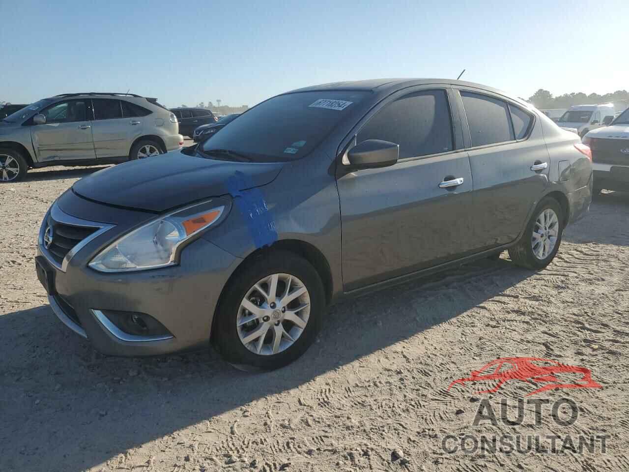 NISSAN VERSA 2018 - 3N1CN7AP1JL828715