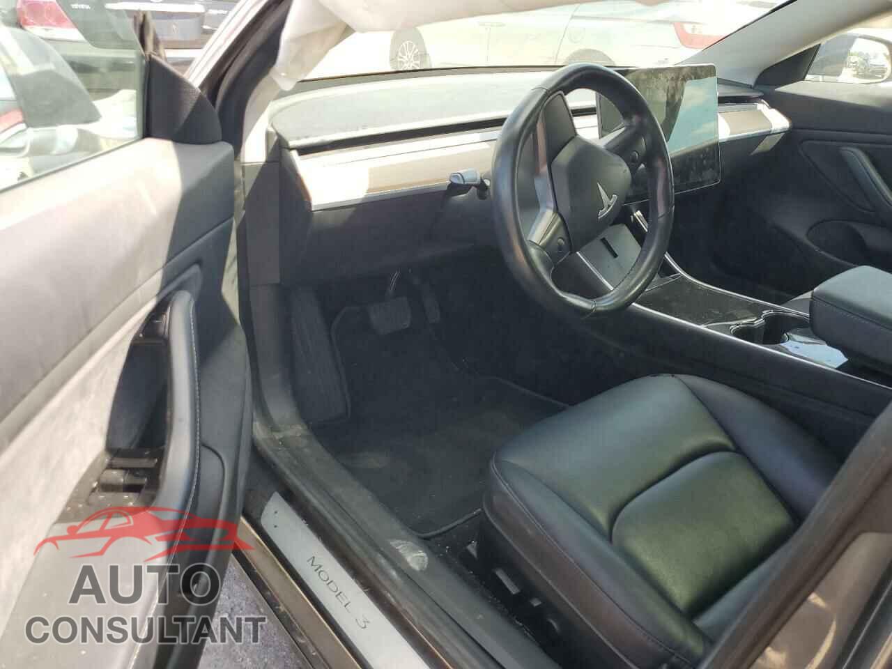 TESLA MODEL 3 2018 - 5YJ3E1EA1JF048468