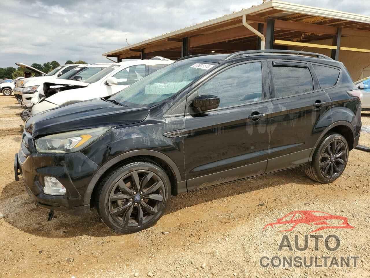 FORD ESCAPE 2017 - 1FMCU0GD0HUA45319