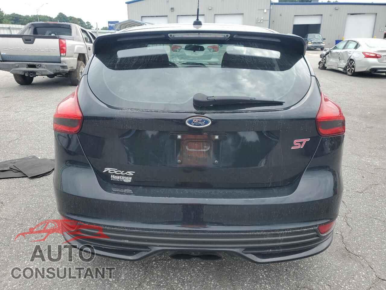 FORD FOCUS 2017 - 1FADP3L99HL331006