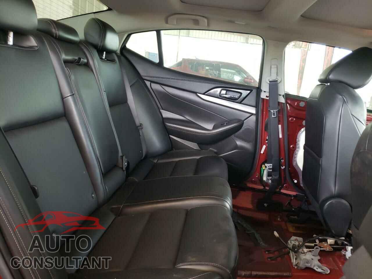 NISSAN MAXIMA 2017 - 1N4AA6APXHC427640
