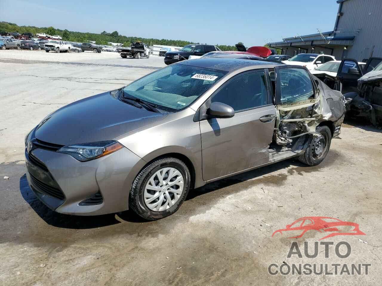 TOYOTA COROLLA 2018 - 5YFBURHE5JP825394