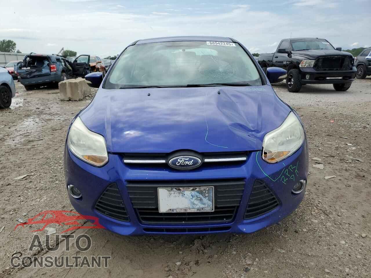 FORD FOCUS 2014 - 1FADP3F24EL327617