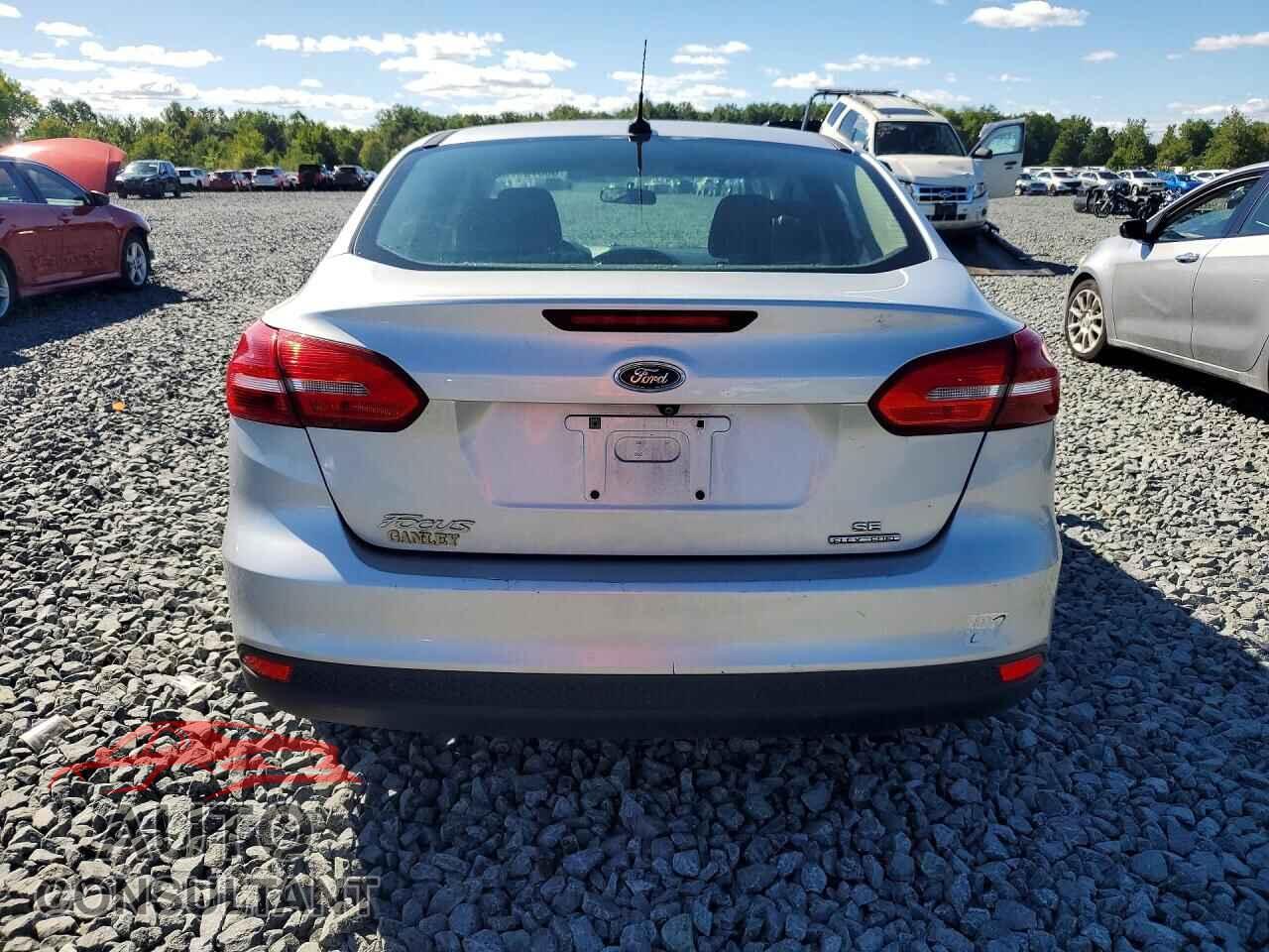 FORD FOCUS 2016 - 1FADP3F20GL335913