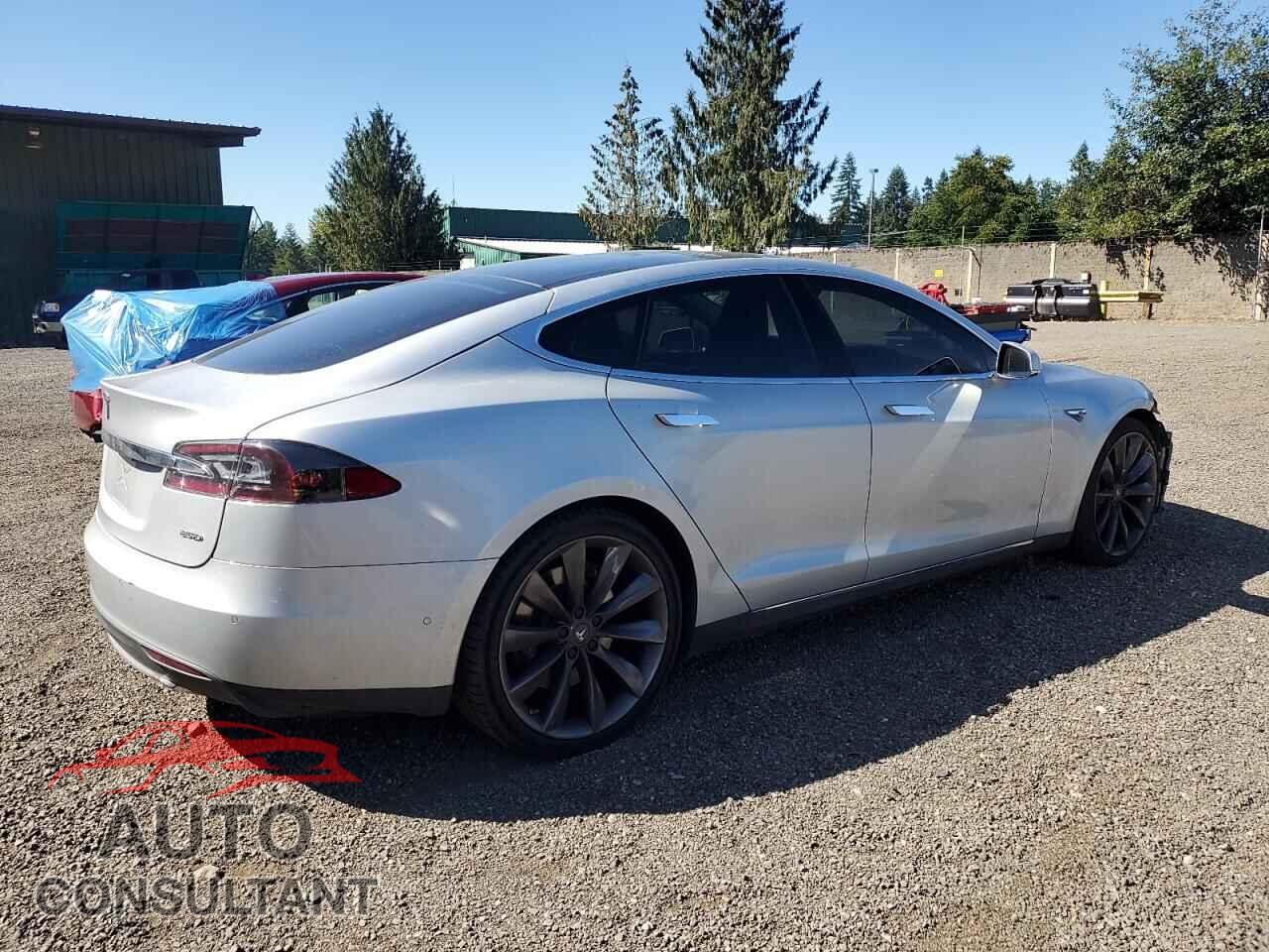 TESLA MODEL S 2015 - 5YJSA1H27FF080196