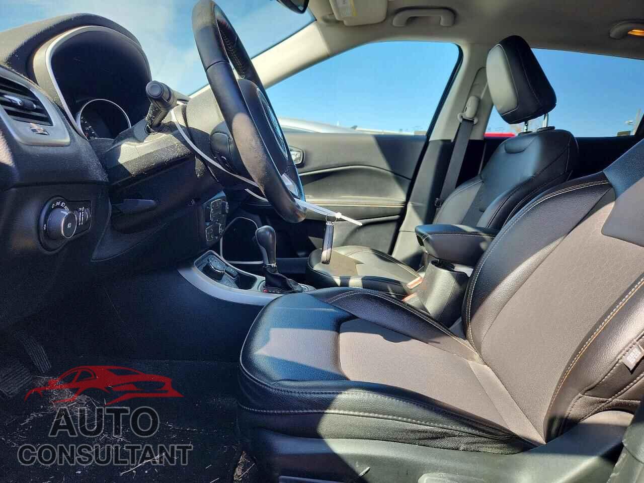 JEEP COMPASS 2019 - 3C4NJDBB3KT767422