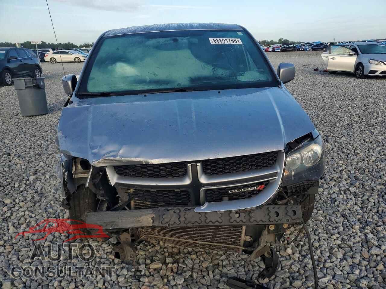 DODGE CARAVAN 2018 - 2C4RDGEG4JR214880