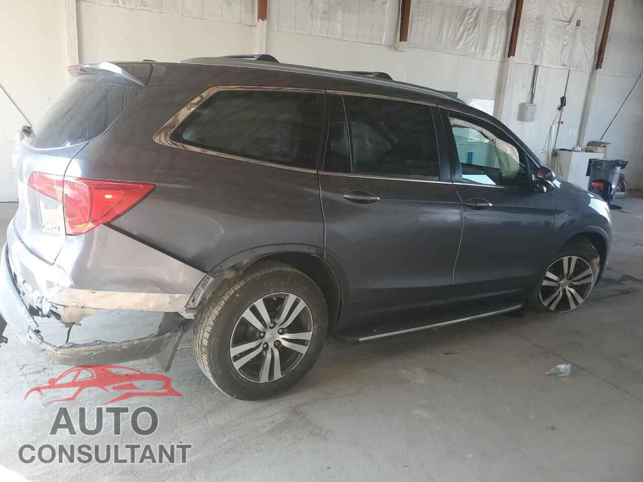 HONDA PILOT 2017 - 5FNYF6H56HB014700