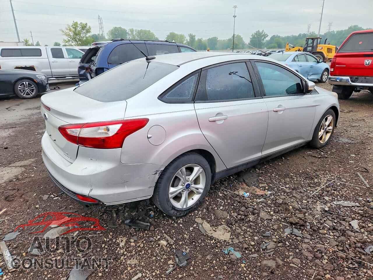 FORD FOCUS 2013 - 1FADP3F28DL306137