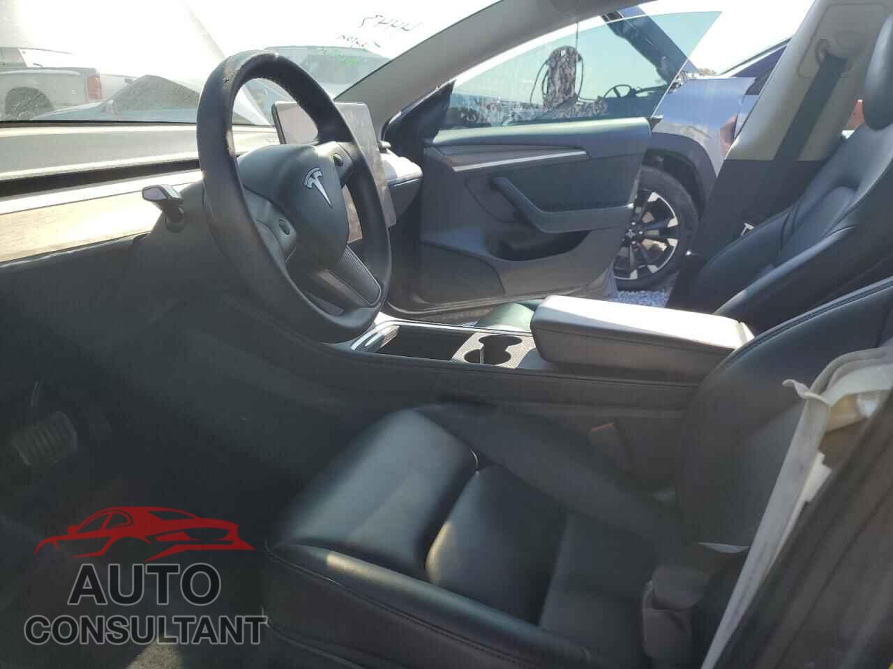 TESLA MODEL 3 2021 - 5YJ3E1EA0MF099481