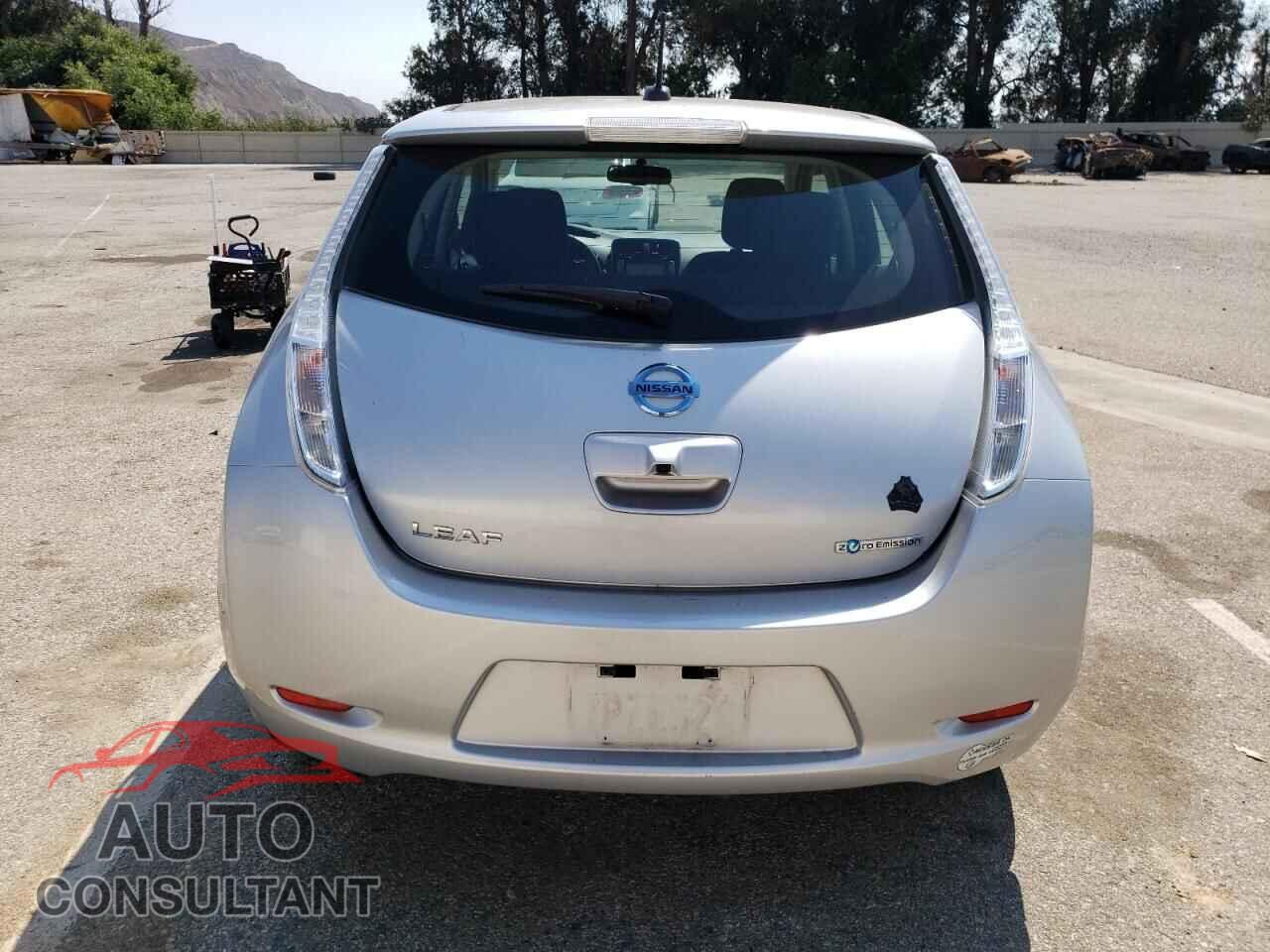 NISSAN LEAF 2015 - 1N4AZ0CPXFC326825