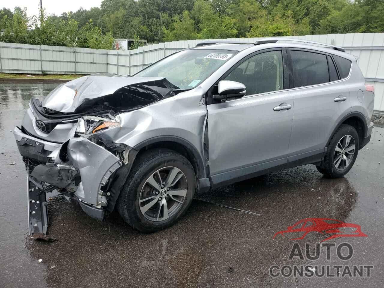 TOYOTA RAV4 2018 - JTMRFREV0JJ213671