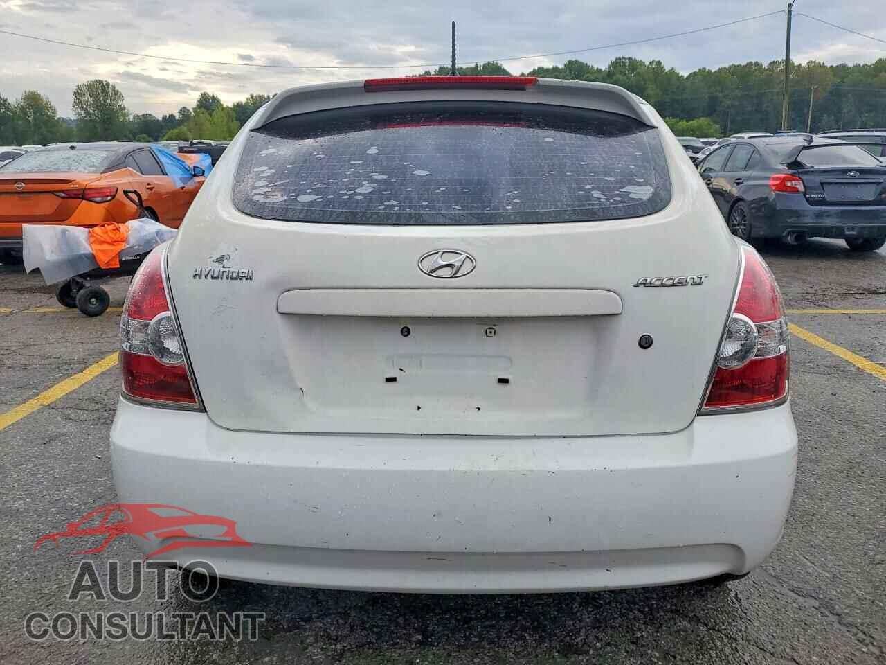 HYUNDAI ACCENT 2011 - KMHCM3ACXBU188545