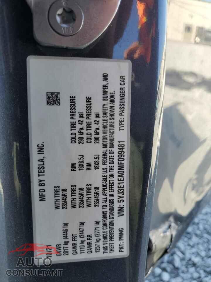 TESLA MODEL 3 2021 - 5YJ3E1EA0MF099481