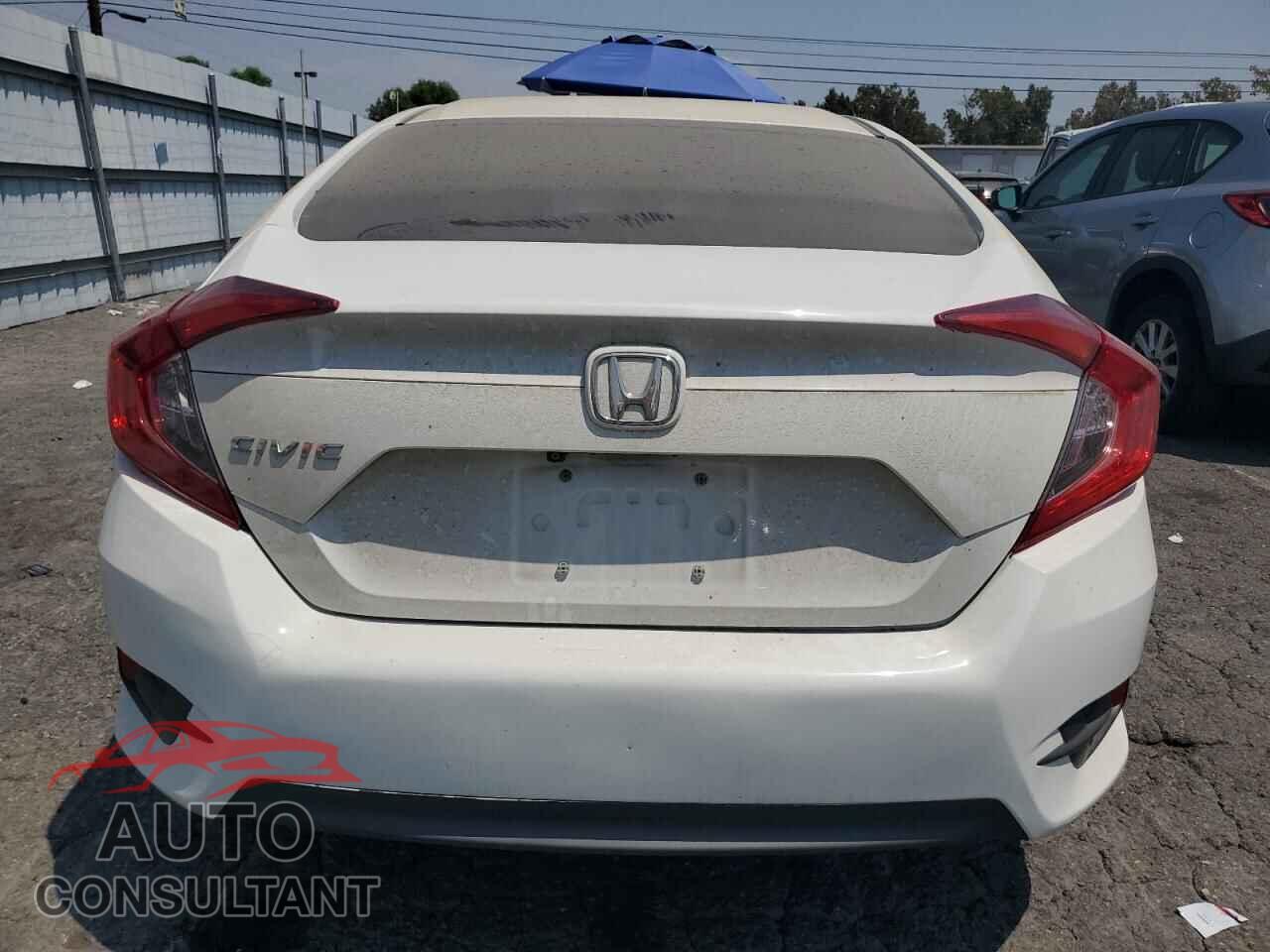 HONDA CIVIC 2017 - 2HGFC2F50HH548377