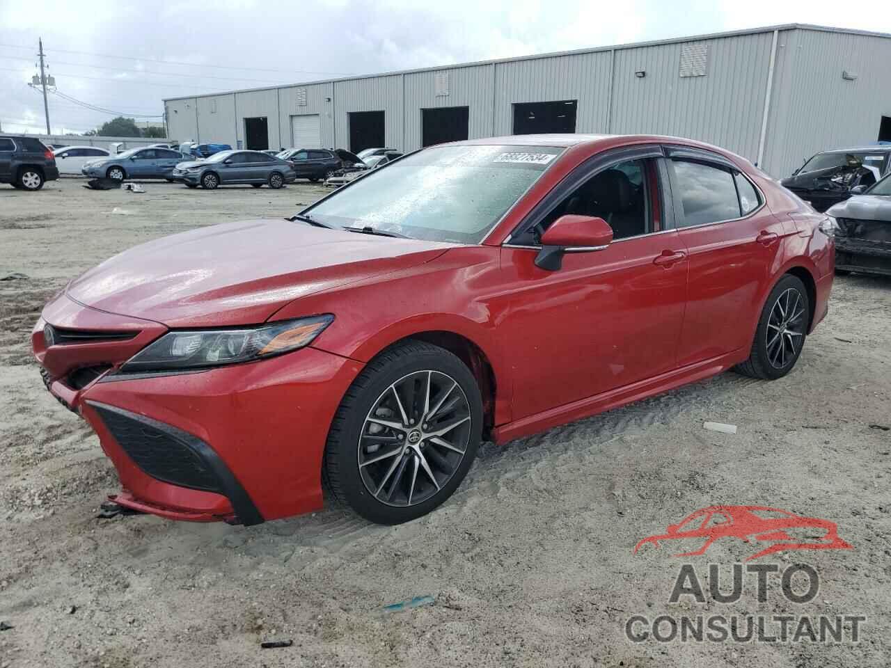 TOYOTA CAMRY 2022 - 4T1G11AK6NU008195