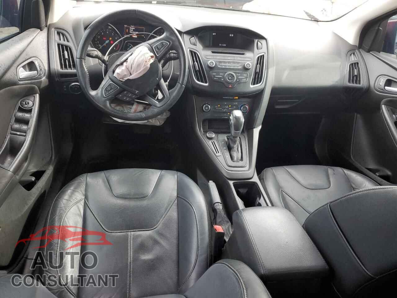 FORD FOCUS 2015 - 1FADP3F24FL338599