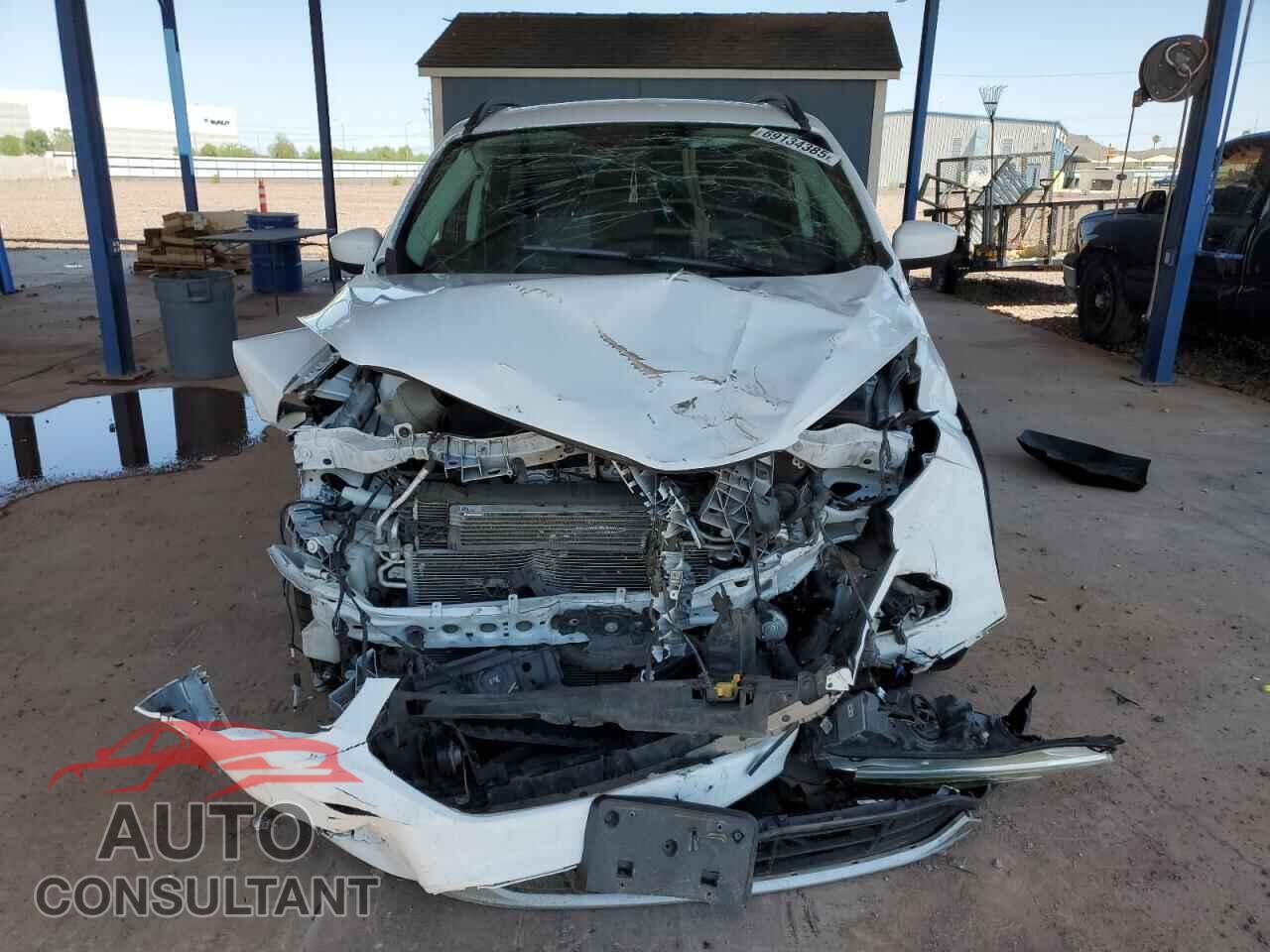 FORD ESCAPE 2017 - 1FMCU9GD1HUF07732