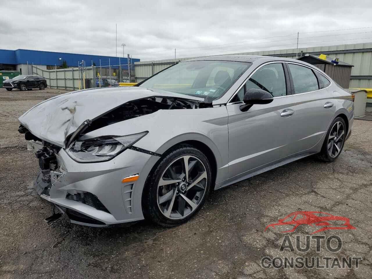 HYUNDAI SONATA 2023 - KMHL44J23PA284958