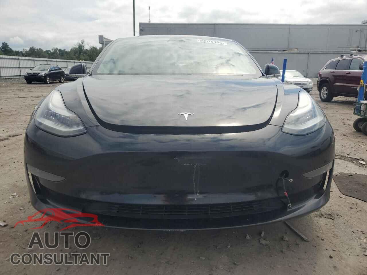 TESLA MODEL 3 2018 - 5YJ3E1EA6JF014977