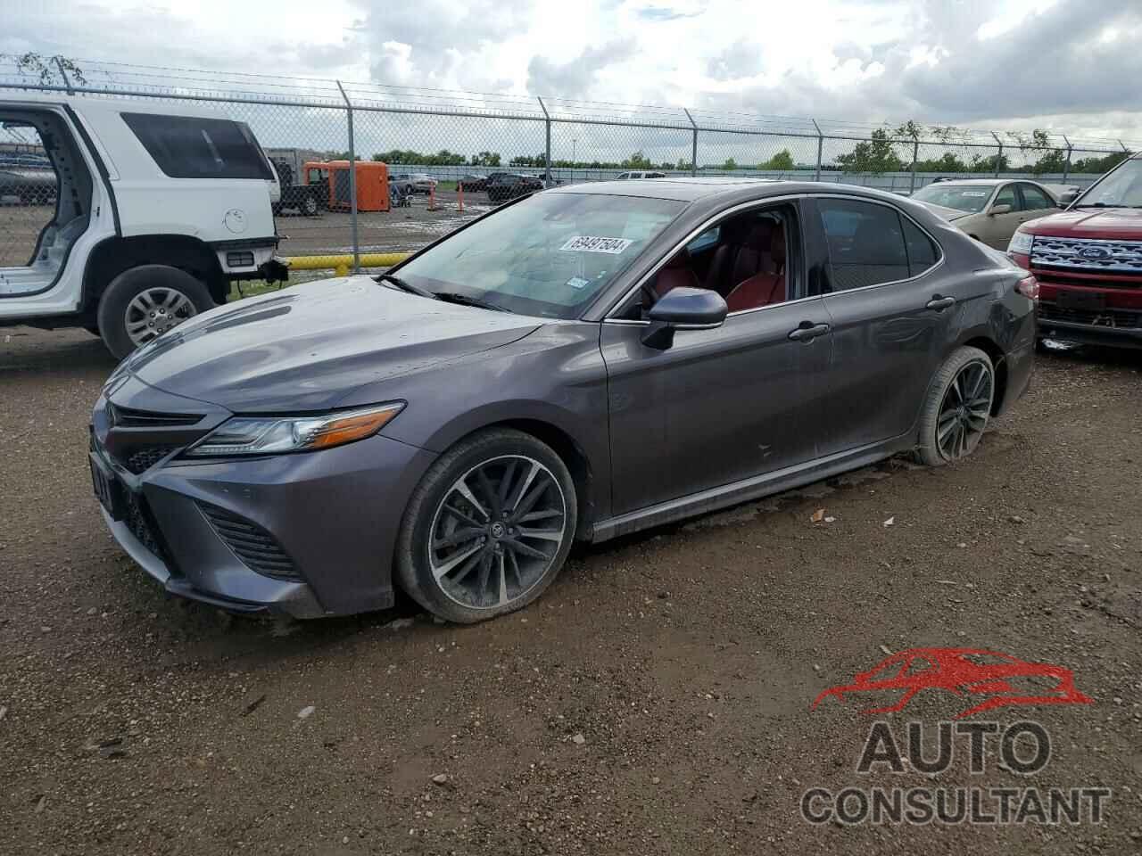 TOYOTA CAMRY 2018 - 4T1B61HK4JU038193