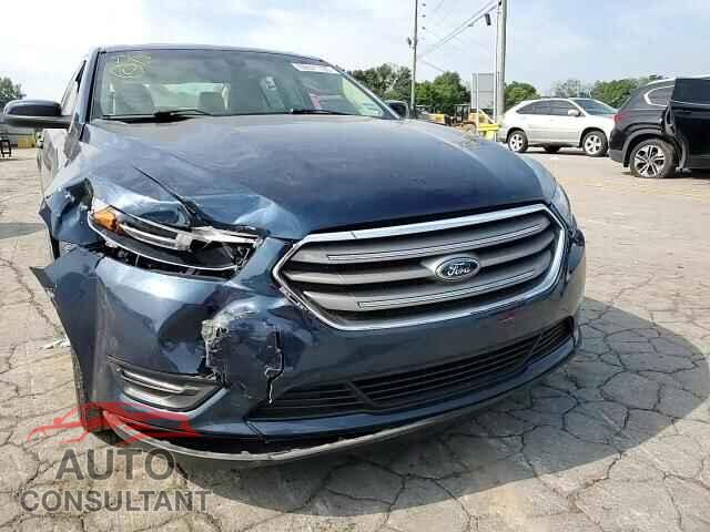 FORD TAURUS 2017 - 1FAHP2E88HG122221