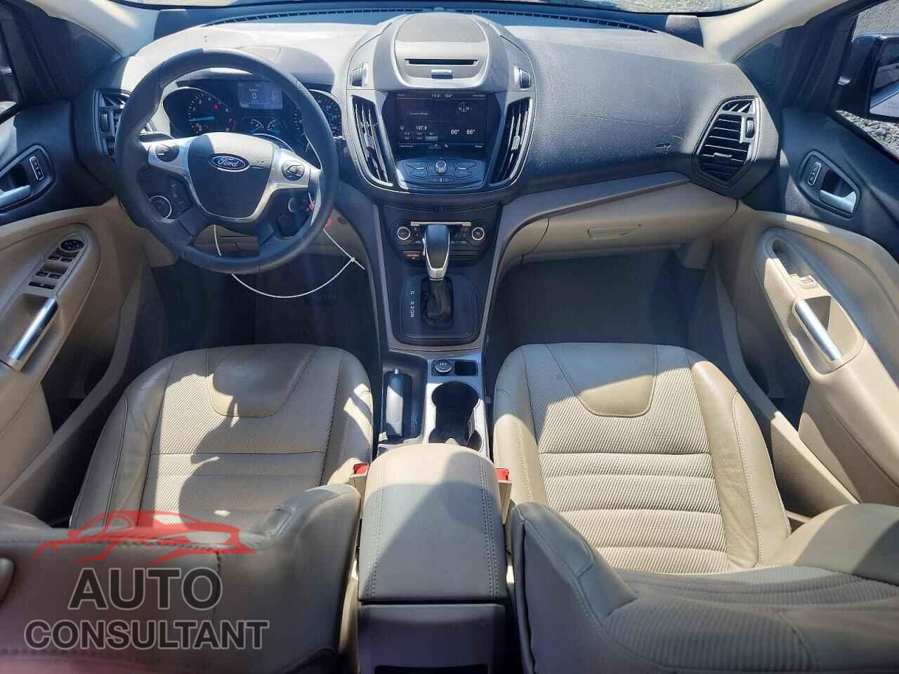 FORD ESCAPE 2015 - 1FMCU0GX2FUC58909