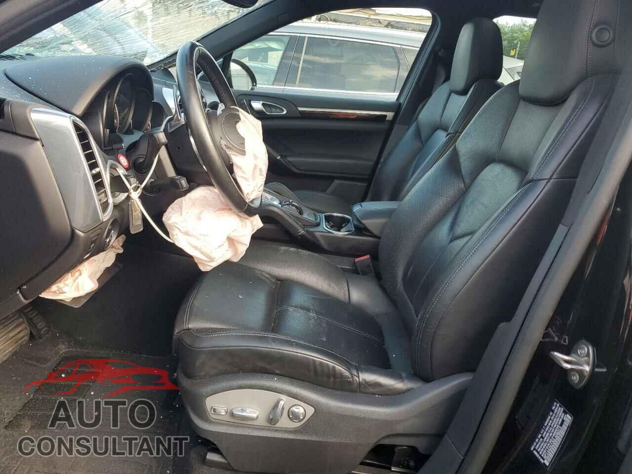PORSCHE CAYENNE 2016 - WP1AA2A22GLA06015