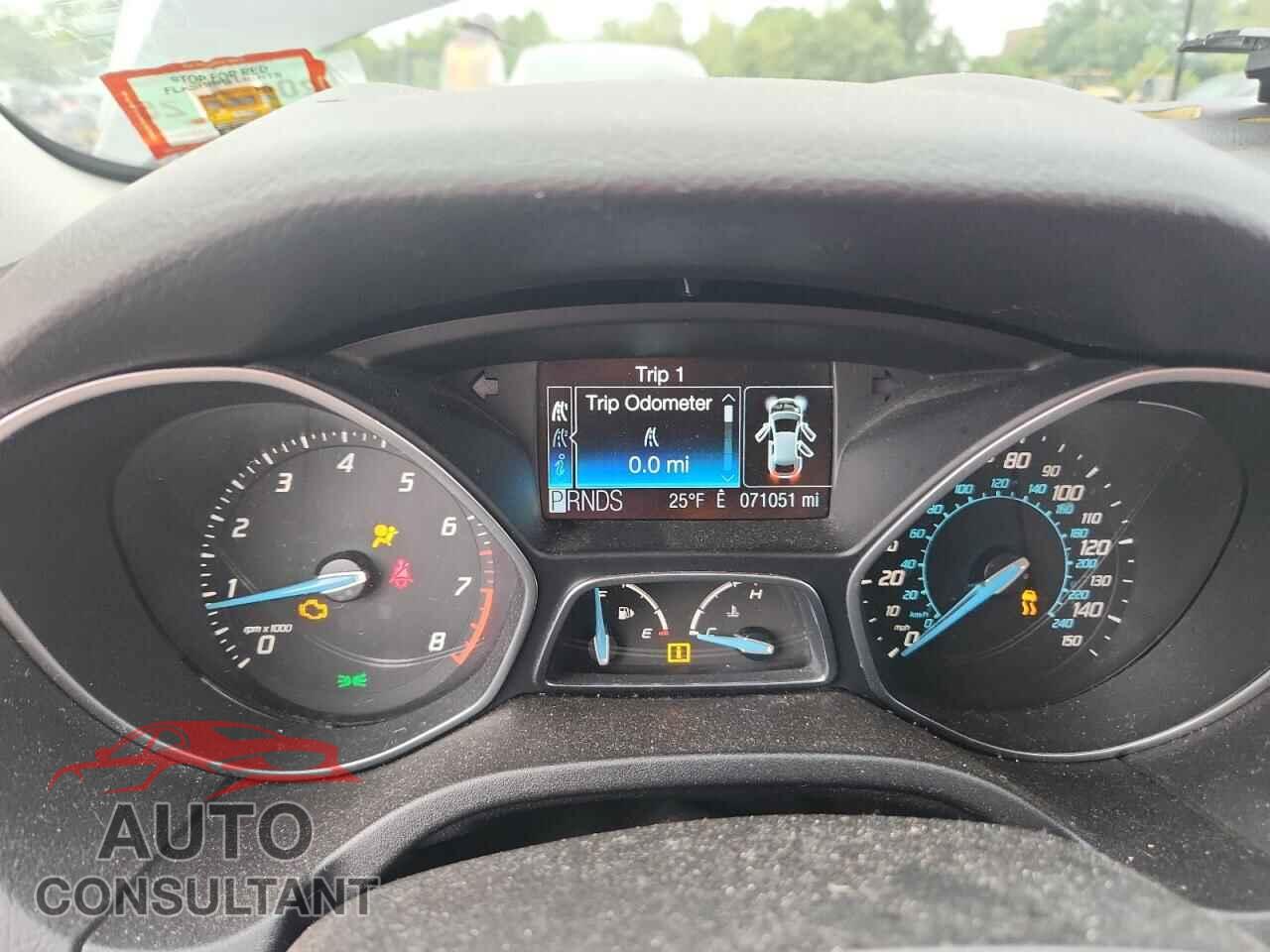 FORD FOCUS 2012 - 1FAHP3M24CL342491