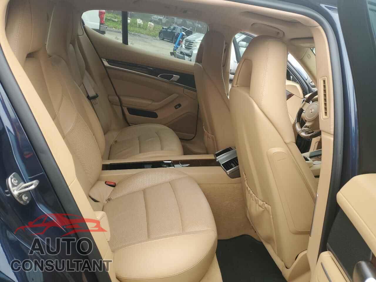 PORSCHE PANAMERA 2011 - WP0AA2A70BL018248