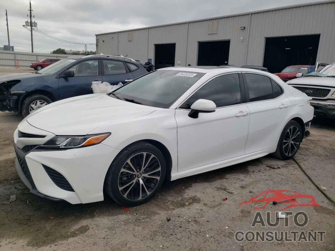 TOYOTA CAMRY 2019 - 4T1B11HK5KU737056